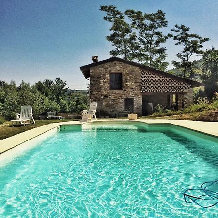 Agriturismo Il Salice Tizzano Val Parma Bagian luar foto