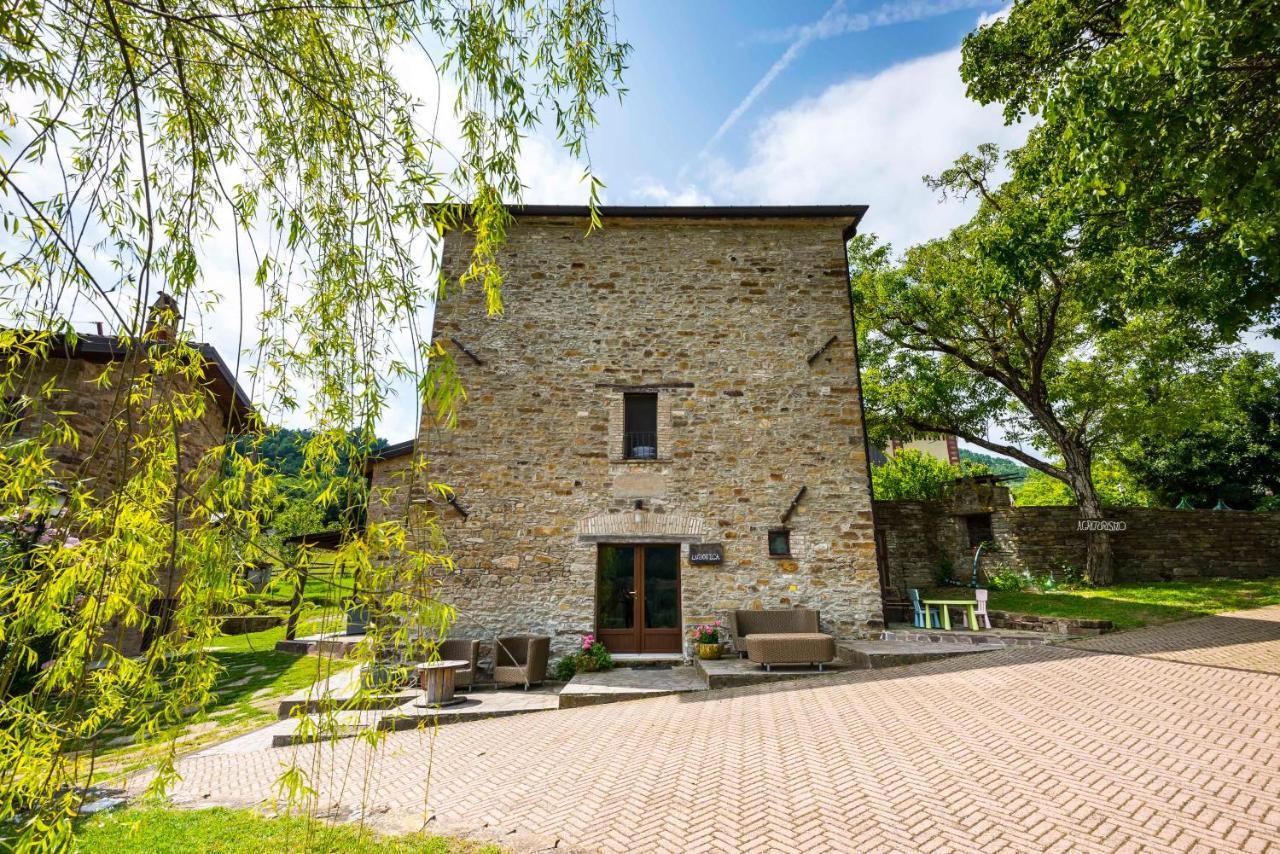 Agriturismo Il Salice Tizzano Val Parma Bagian luar foto