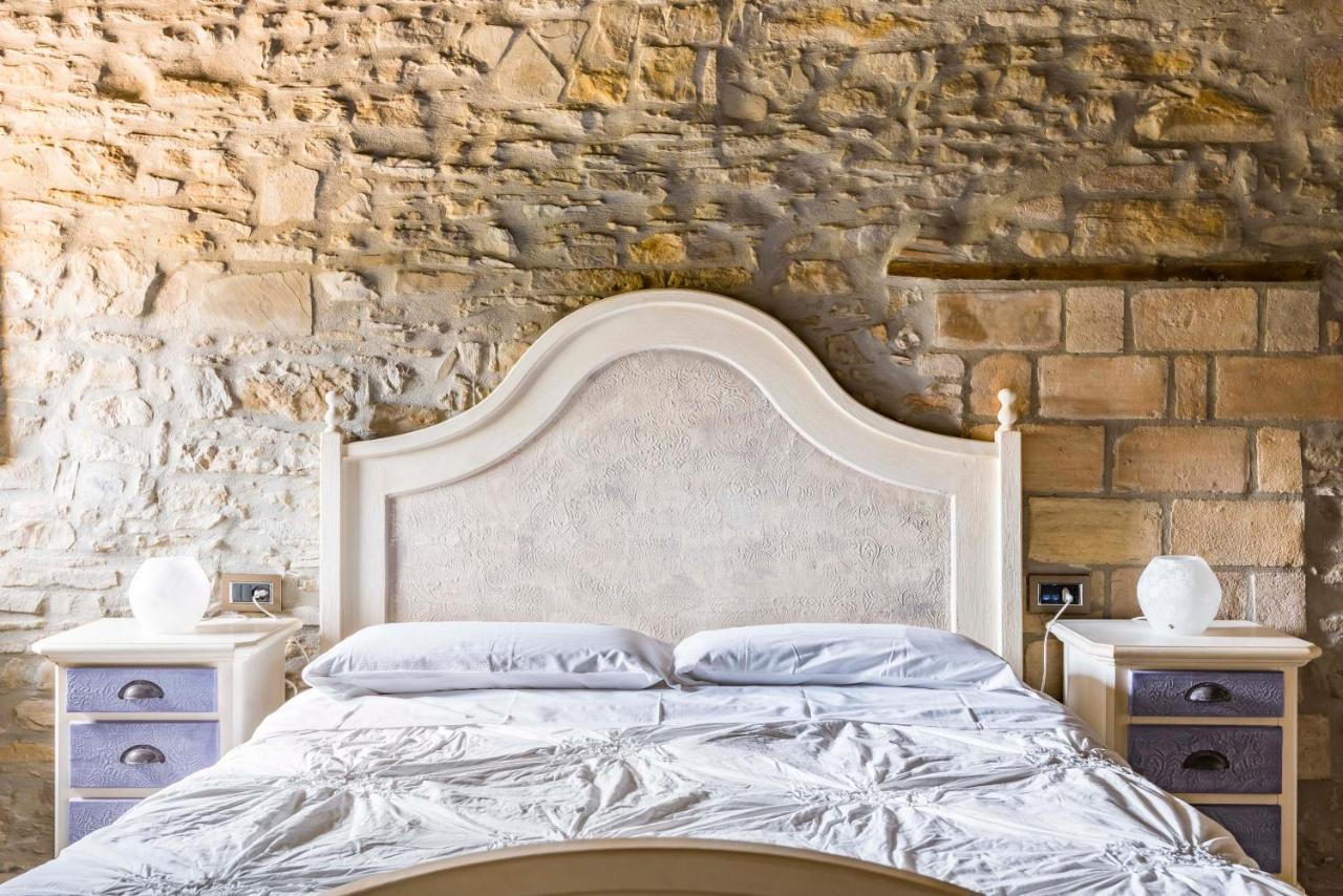 Agriturismo Il Salice Tizzano Val Parma Bagian luar foto