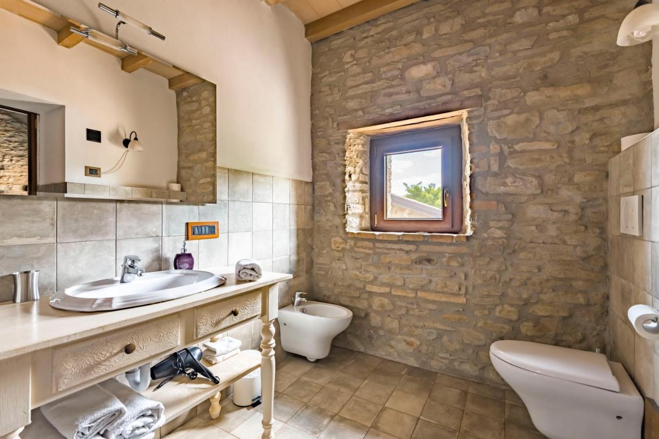 Agriturismo Il Salice Tizzano Val Parma Bagian luar foto