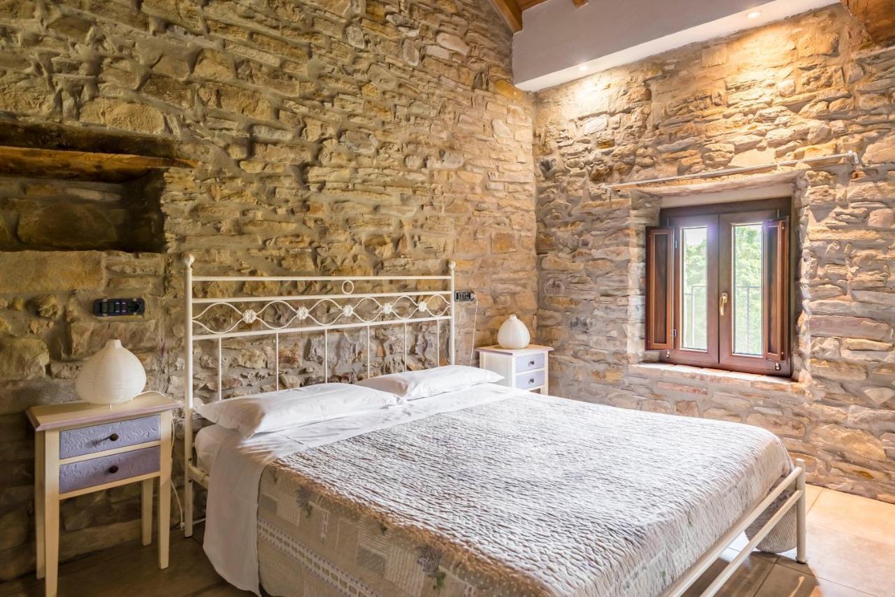 Agriturismo Il Salice Tizzano Val Parma Bagian luar foto