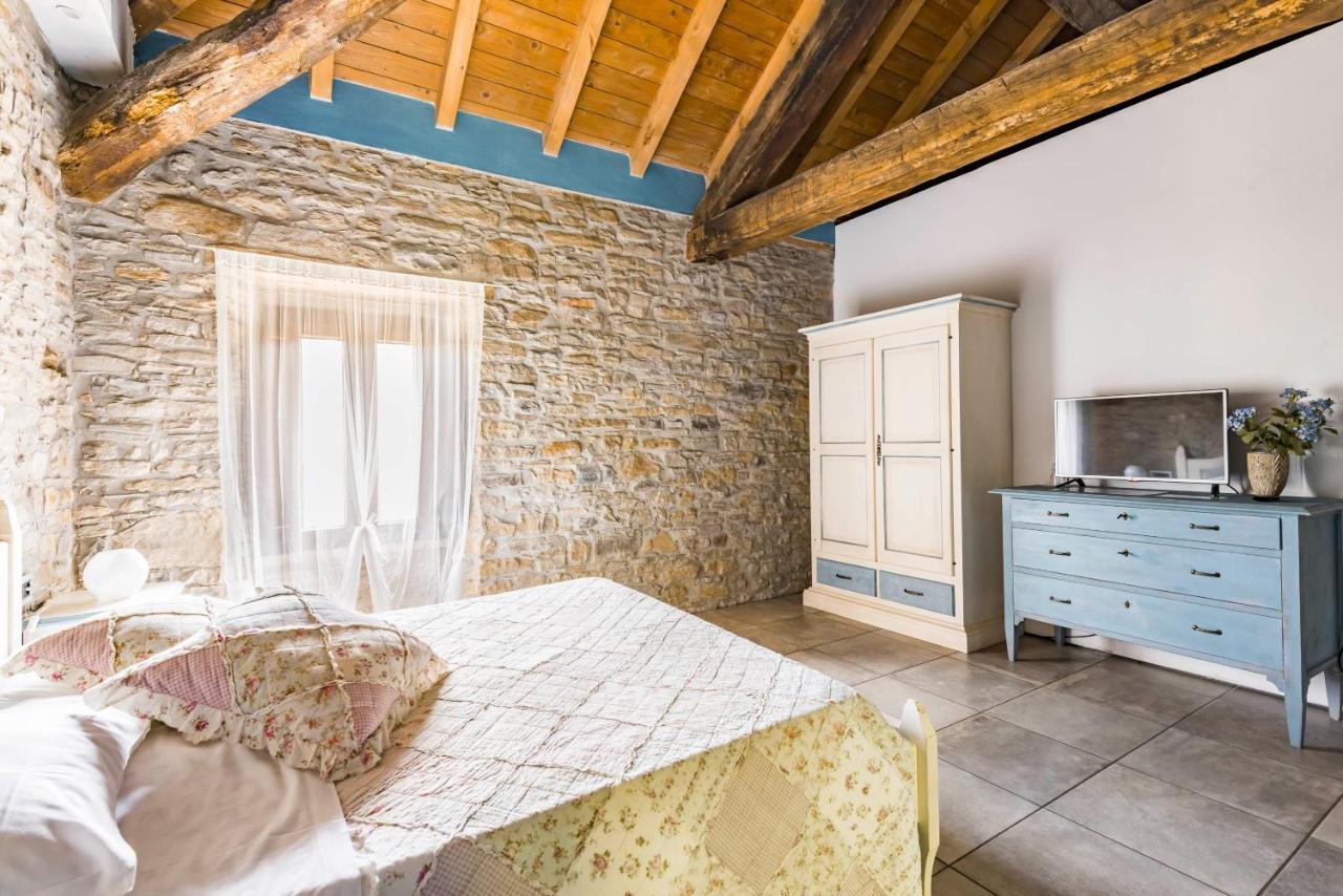 Agriturismo Il Salice Tizzano Val Parma Bagian luar foto