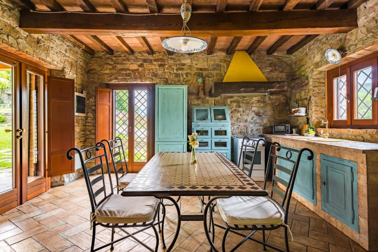 Agriturismo Il Salice Tizzano Val Parma Bagian luar foto