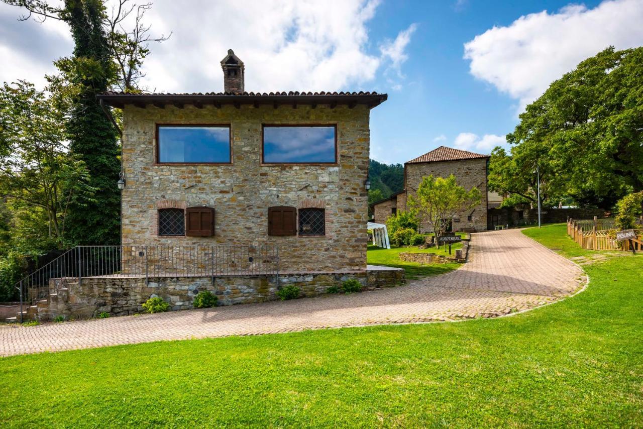 Agriturismo Il Salice Tizzano Val Parma Bagian luar foto