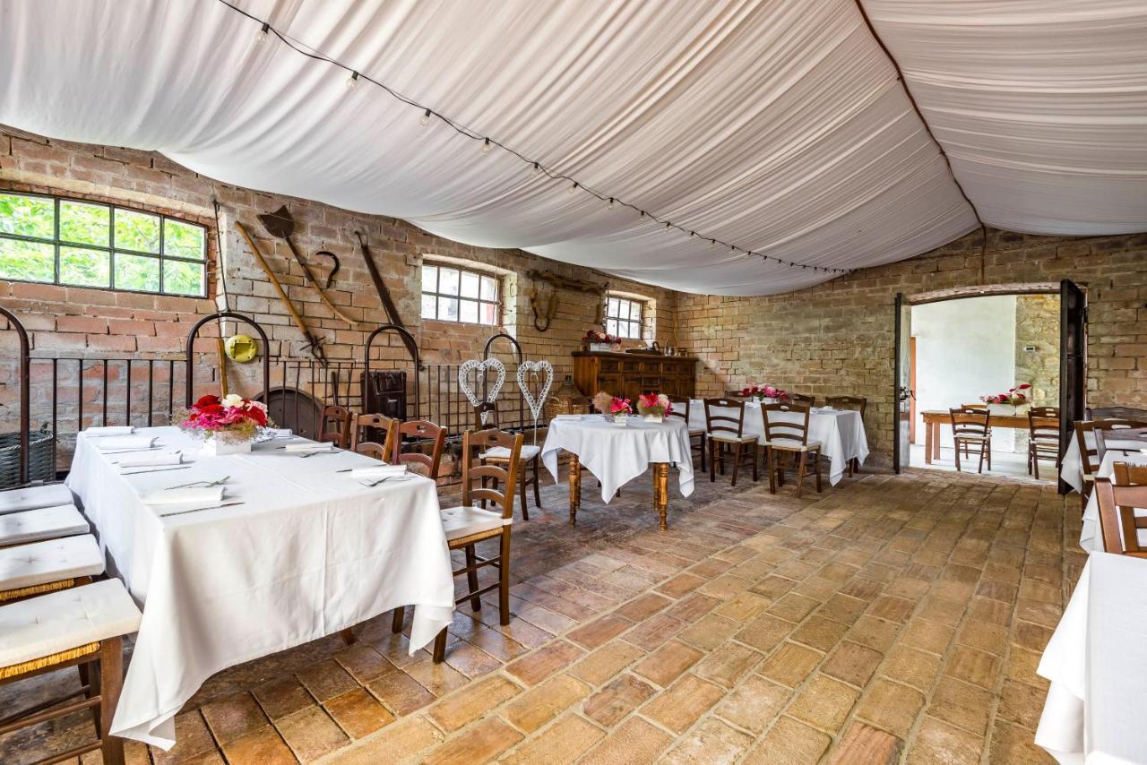 Agriturismo Il Salice Tizzano Val Parma Bagian luar foto