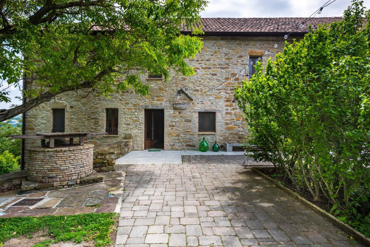 Agriturismo Il Salice Tizzano Val Parma Bagian luar foto