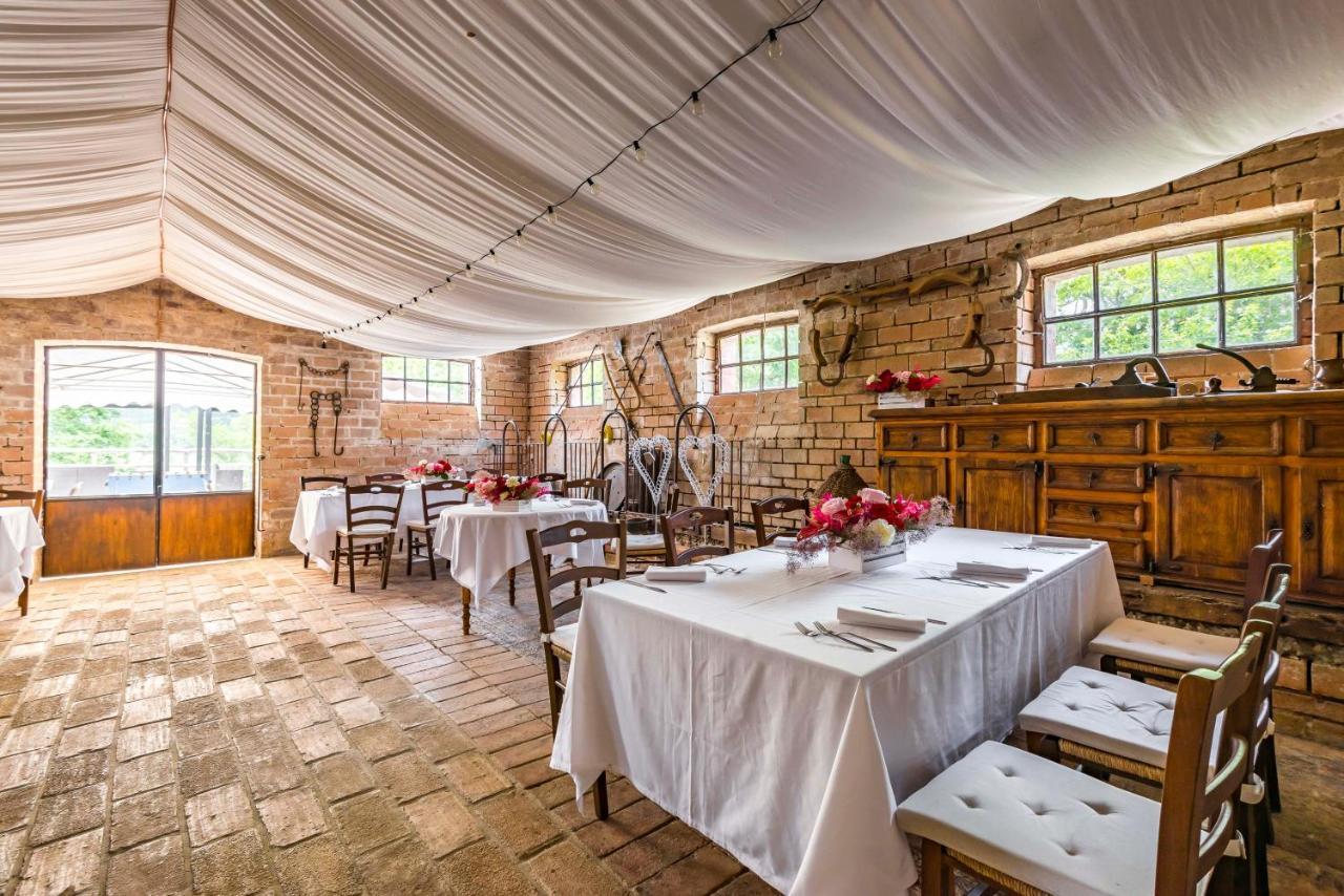 Agriturismo Il Salice Tizzano Val Parma Bagian luar foto
