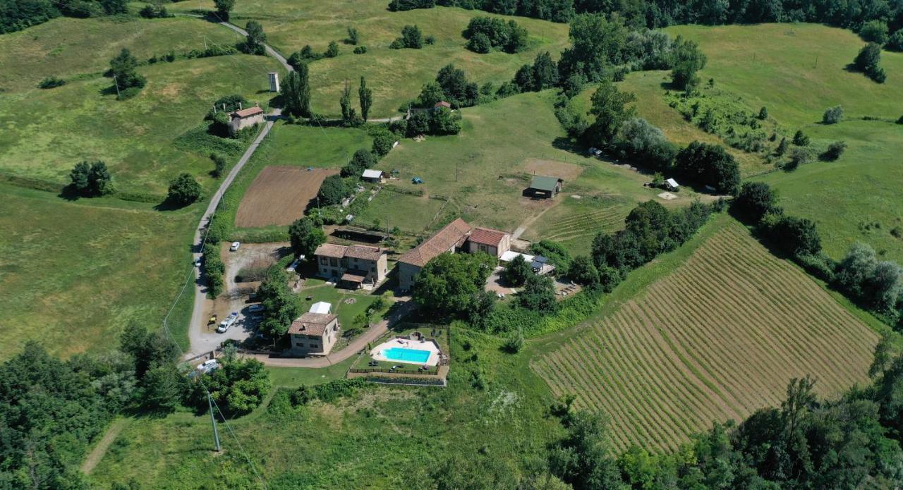 Agriturismo Il Salice Tizzano Val Parma Bagian luar foto
