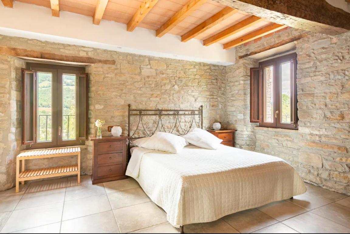 Agriturismo Il Salice Tizzano Val Parma Bagian luar foto